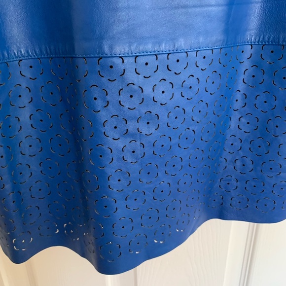 NWT French Connection 💯%Leather Shift Dress Perforated Hem/Neck, Back Zip, 8 - Picture 8 of 10